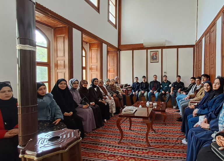 İlahiyat Fakültesi Öğrencilerinden KİTAM’a Ziyaret